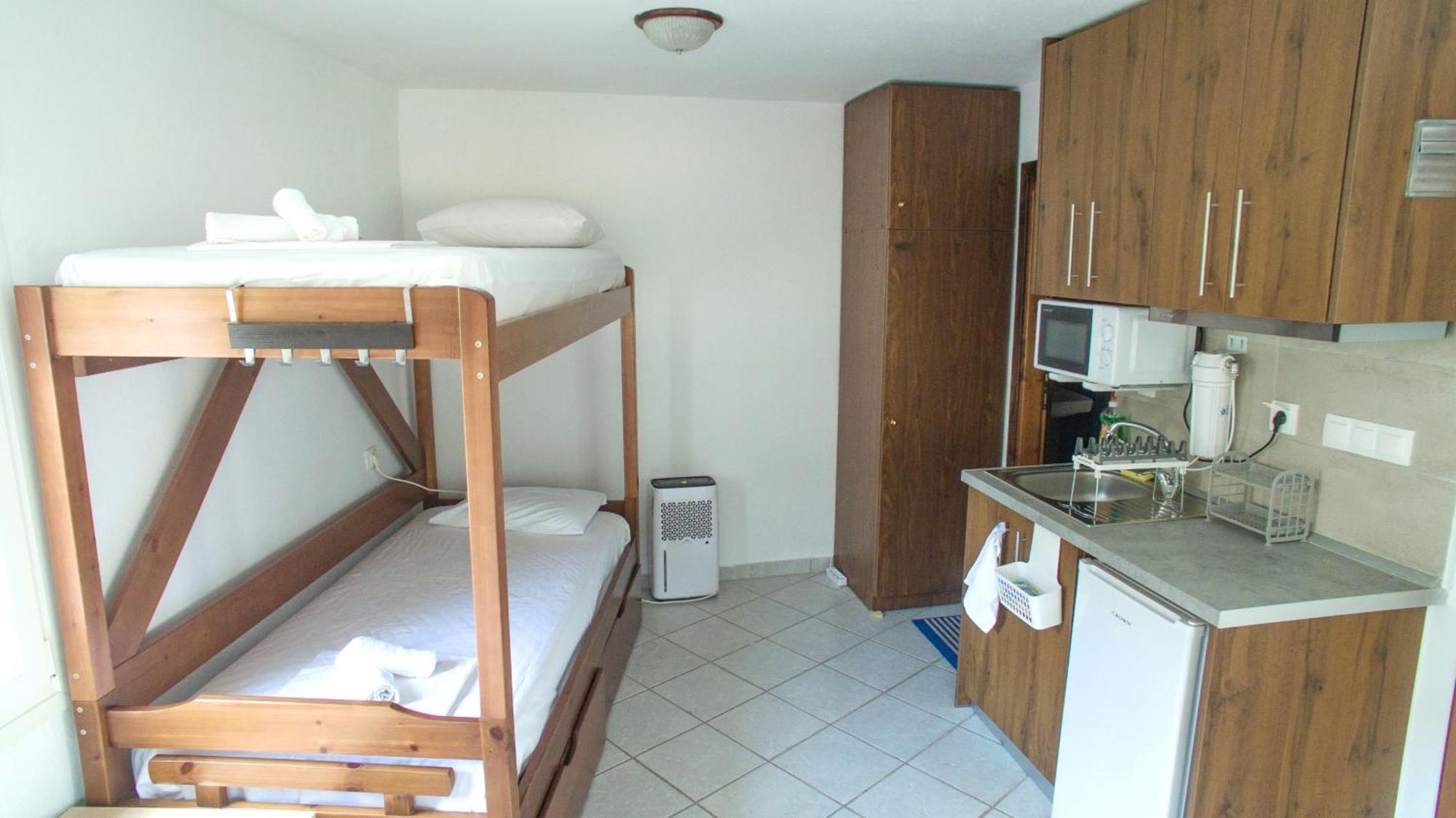 Stavros Lay In Aparthotel Ano Stavros ภายนอก รูปภาพ