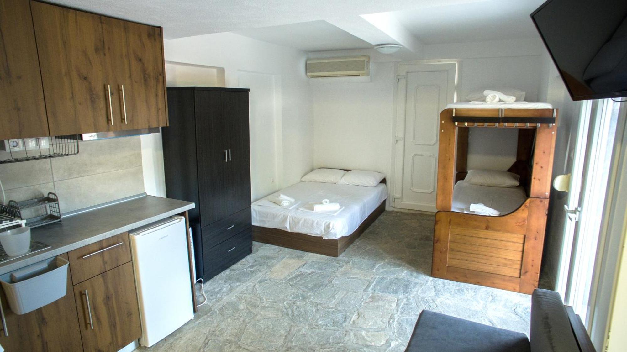 Stavros Lay In Aparthotel Ano Stavros ภายนอก รูปภาพ