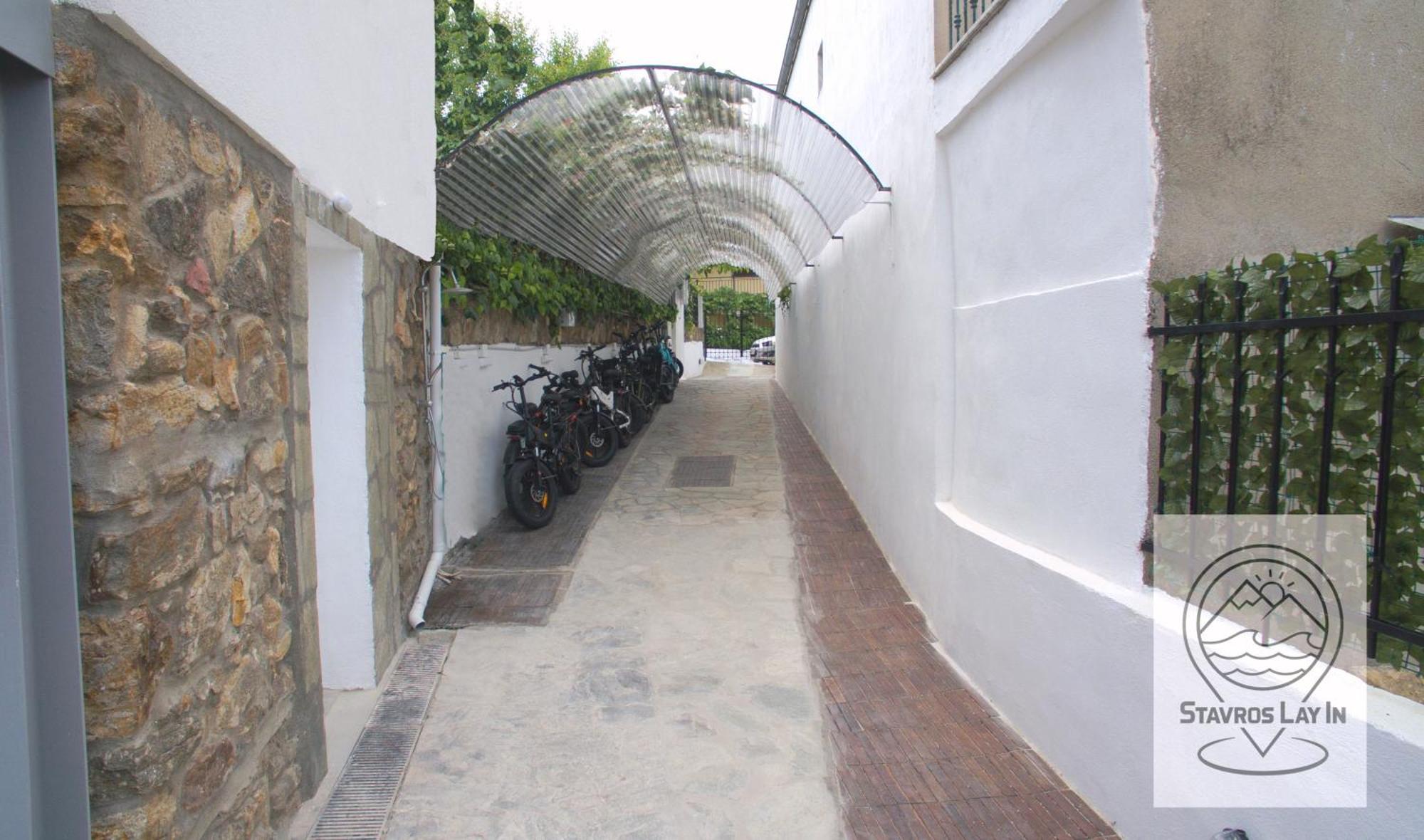 Stavros Lay In Aparthotel Ano Stavros ภายนอก รูปภาพ